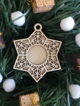 Load image into Gallery viewer, 3D Snowflakes and Stars Christmas bauble set
