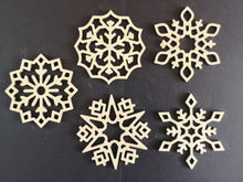 Load image into Gallery viewer, Christmas snowflake ornament set
