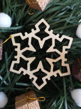 Load image into Gallery viewer, Snowflake bauble set
