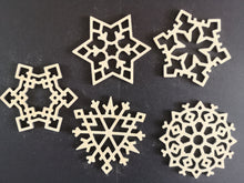 Load image into Gallery viewer, BUNDLE /50 pcs Snowflake Christmas bauble bundle
