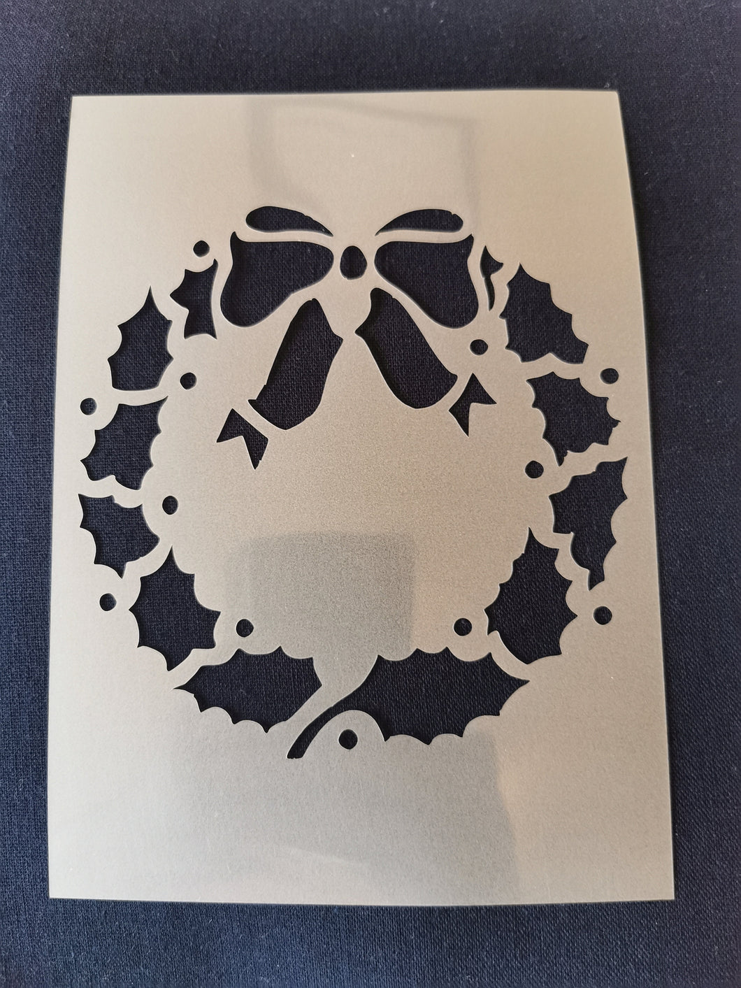 Christmas wreath stencil,flexible,reusable,125mic,wall decor,home decor,furniture painting,card making,craft stencil from BitofeverythingByB